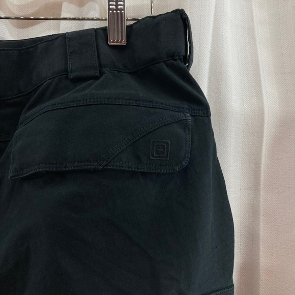 5.11 Tactical Pants Men's Size 34x32 Black Cargo Utility Workwear Outdoor - Picture 5 of 10